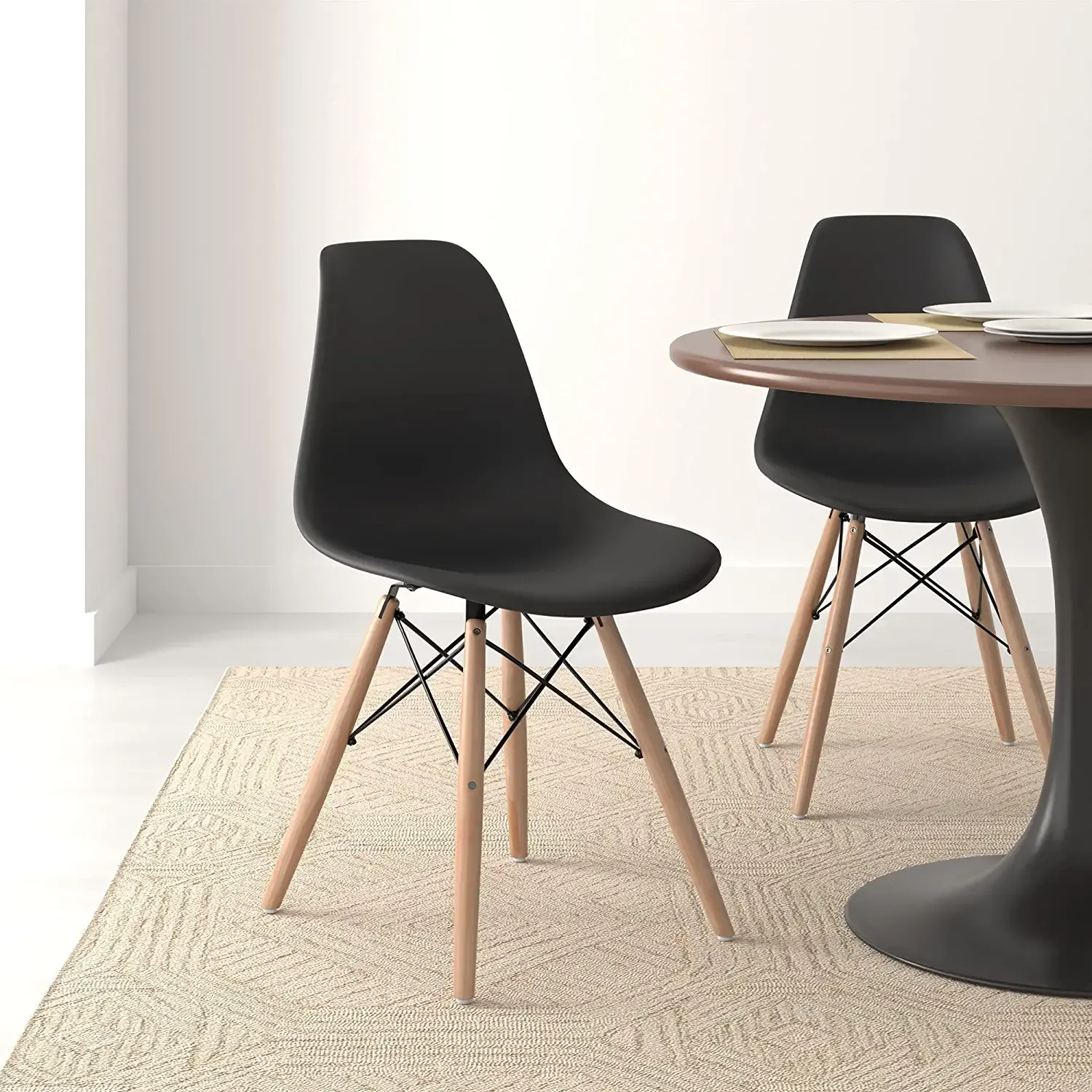 Jenna Black eames plastic chair